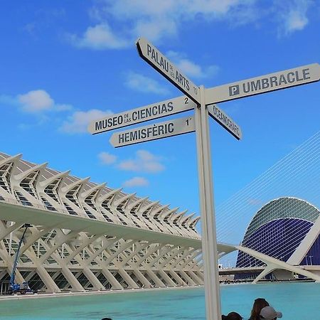 Valencia Las Artes Y Ciencias + Garaje + Netflix Exterior foto