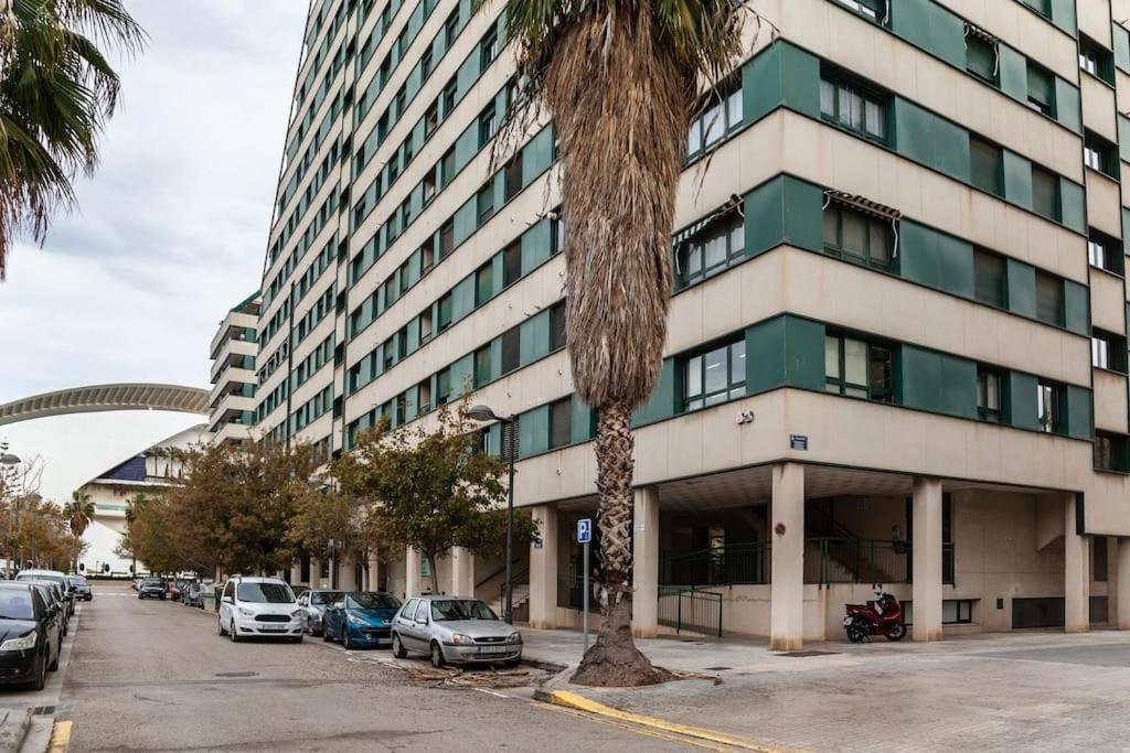 Valencia Las Artes Y Ciencias + Garaje + Netflix Exterior foto
